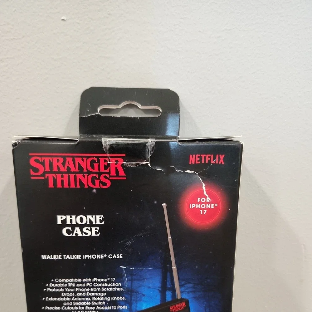 Stranger Things Walkie Talkie Phone Case -‎ iPhone 17